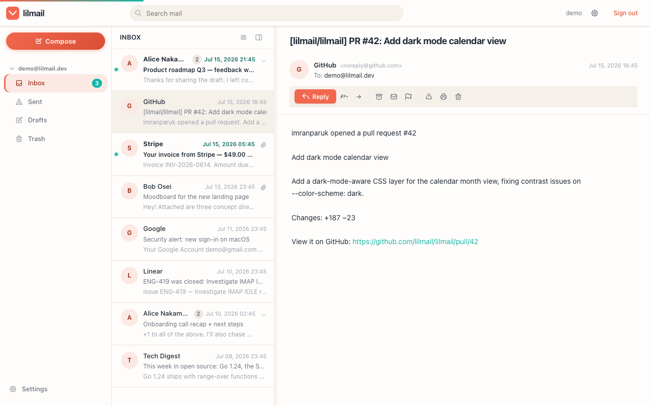 lilmail three-pane reading view — folder list, message list and an open message